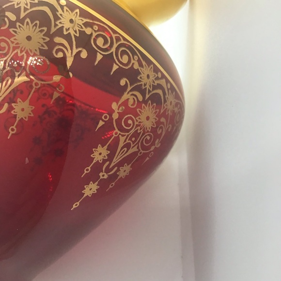Ruby Red Hand Blown Vecchia Italian Glass Vase W Gold Gilt Design 5” Bohemian - Picture 8 of 9